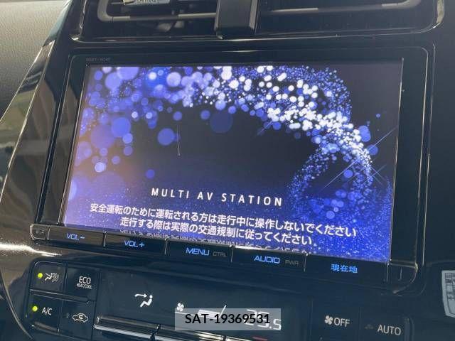 Toyota PRIUS 2021-05 281802-2
