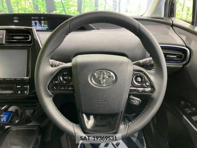 Toyota PRIUS 2021-05 281802-11