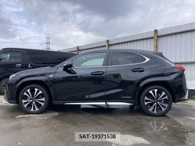 Lexus UX 2021-09 275924-7