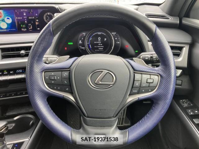 Lexus UX 2021-09 275924-10