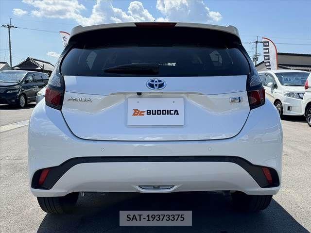 Toyota AQUA 2021-10 313386-13