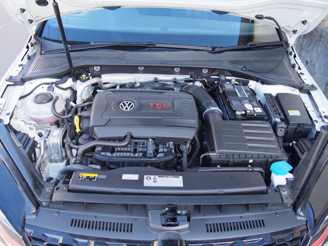 VolksWagen GOLF GTI 2017-11 183579-19