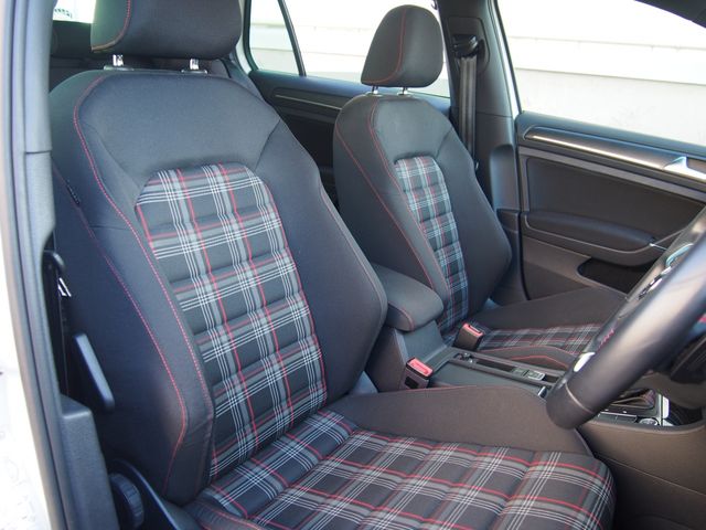 VolksWagen GOLF GTI 2017-11 183579-4