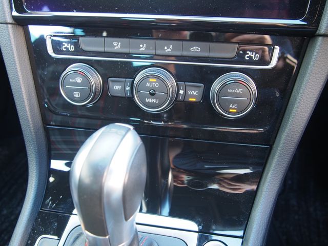 VolksWagen GOLF GTI 2017-11 183579-11