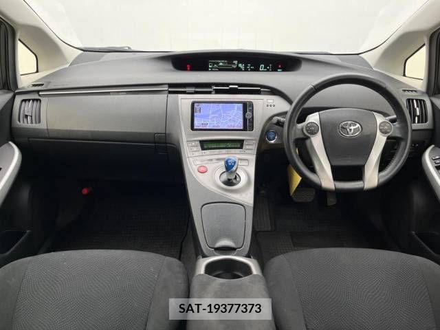 Toyota PRIUS 2012-07 322036-1