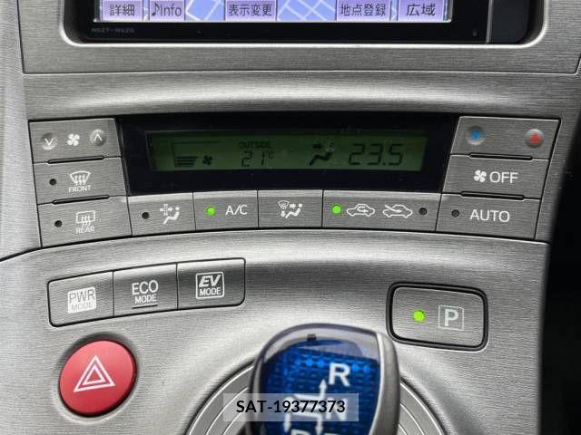Toyota PRIUS 2012-07 322036-5