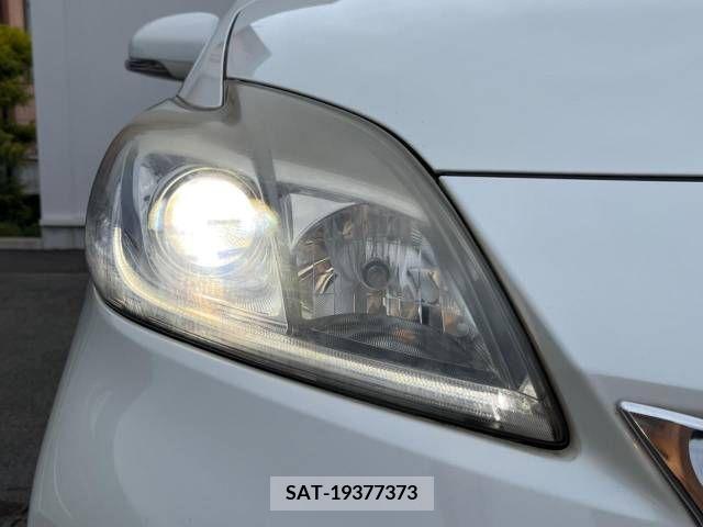 Toyota PRIUS 2012-07 322036-11