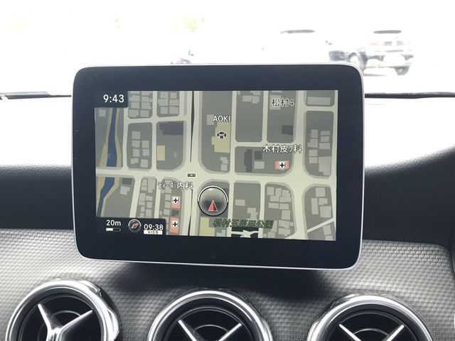 Mercedes Benz GLA-CLASS 2017-09 22306-19