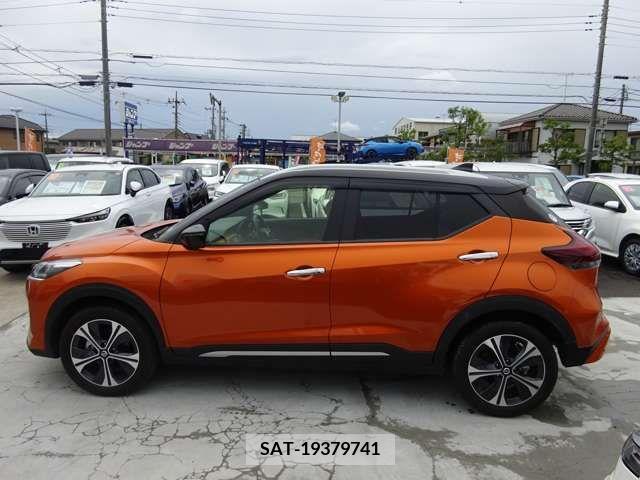 Nissan KICKS 2021-01 330562-9