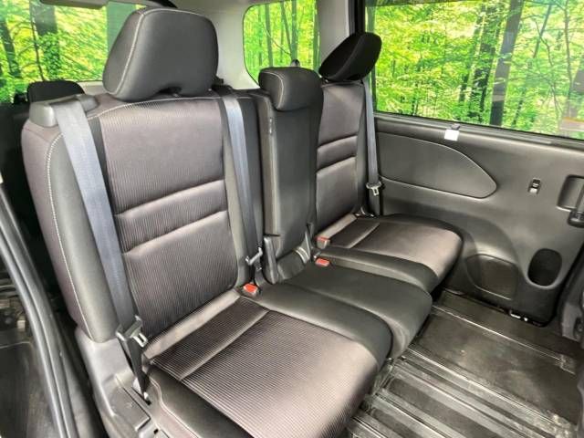 Nissan SERENA 2016-01 8080-9