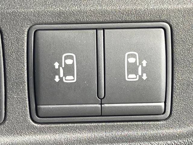 Nissan SERENA 2016-01 8080-4