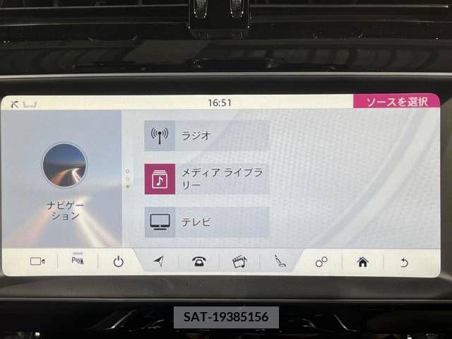 Jaguar XE 2017-06 361895-8