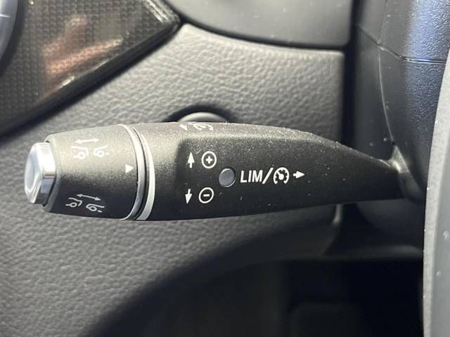 Mercedes Benz CLA-CLASS 2016-09 181096-4