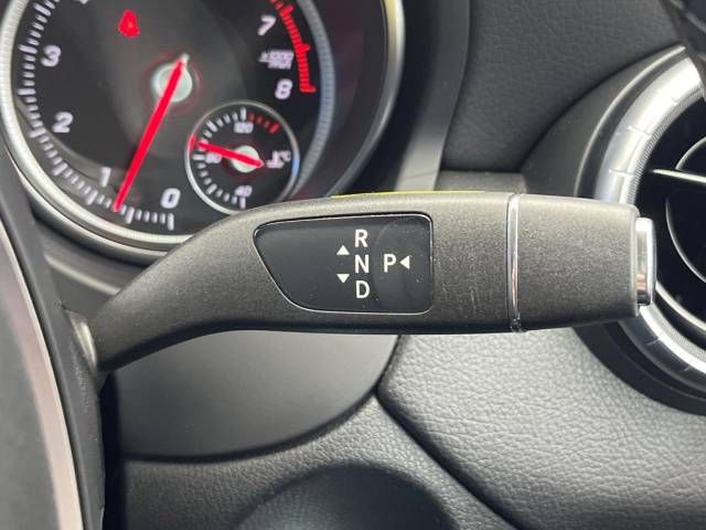 Mercedes Benz CLA-CLASS 2016-09 181096-10