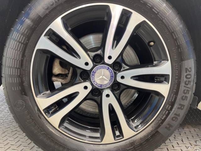 Mercedes Benz CLA-CLASS 2016-09 181096-13
