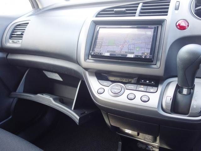 Honda STREAM 2009-03 16435-7