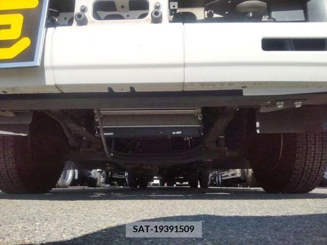 Isuzu FORWARD 2018-03 237069-26