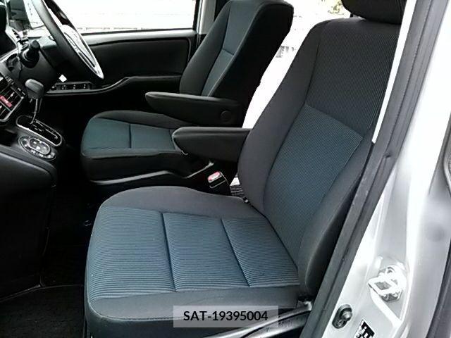 Toyota VOXY 2020-03 321649-13