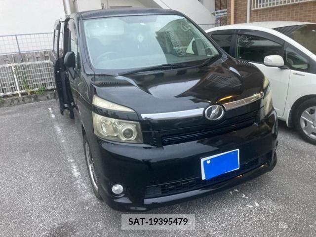 Toyota VOXY 2007-11 395014-0