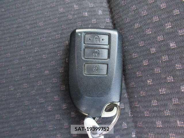 Toyota SPADE 2012-09 207886-18