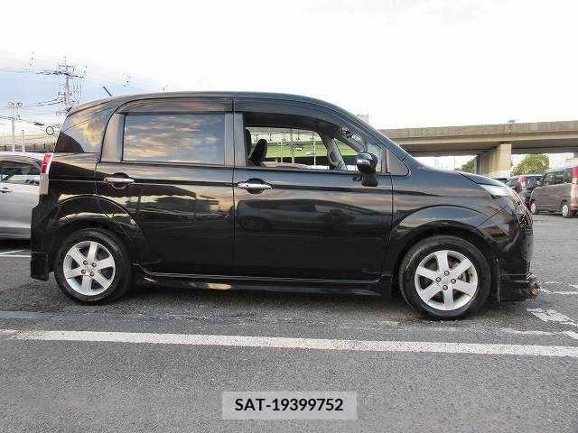 Toyota SPADE 2012-09 207886-14