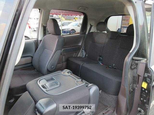 Toyota SPADE 2012-09 207886-10