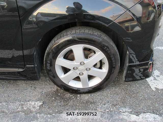 Toyota SPADE 2012-09 207886-12