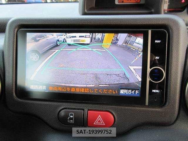 Toyota SPADE 2012-09 207886-6