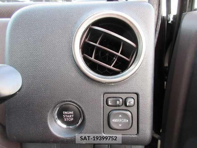 Toyota SPADE 2012-09 207886-4
