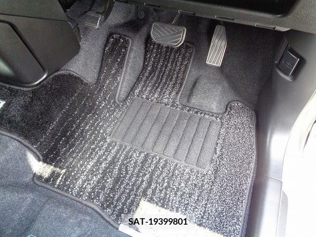 Suzuki SOLIO 2023-02 338820-19