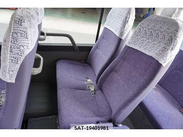 Toyota COASTER 2014-03 320353-18
