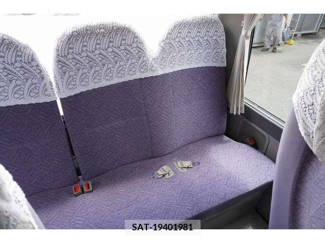 Toyota COASTER 2014-03 320353-17