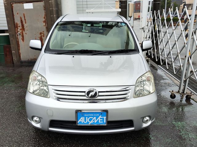 Toyota RAUM 2009-03 188001-1