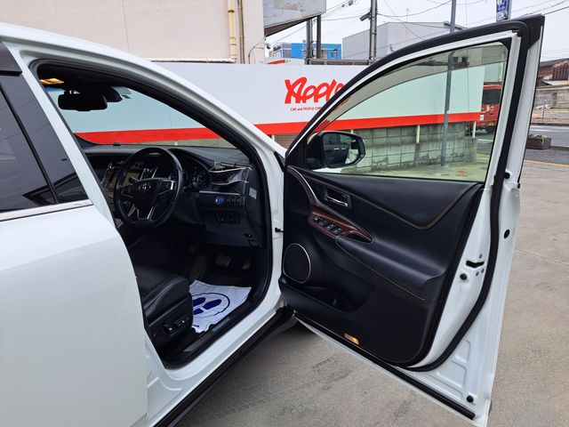 Toyota HARRIER HYBRID 2014-12 182294-3