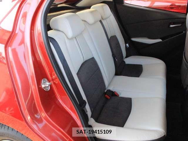 Mazda MAZDA2 2020-09 225000-11