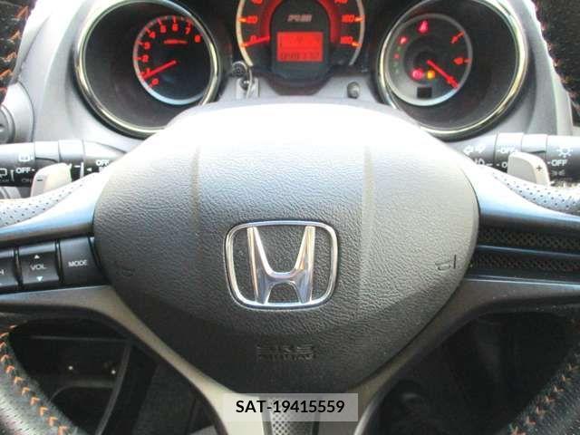 Honda FIT 2013-03 269481-2