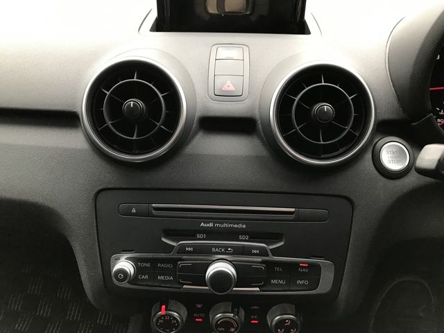 Audi A1 2016-07 16314-19