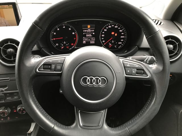Audi A1 2016-07 16314-16