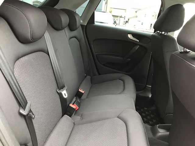 Audi A1 2016-07 16314-11