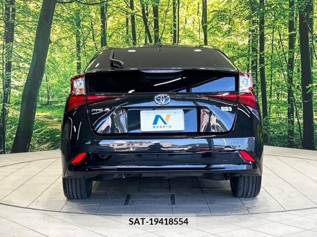 Toyota PRIUS 2021-11 322493-15