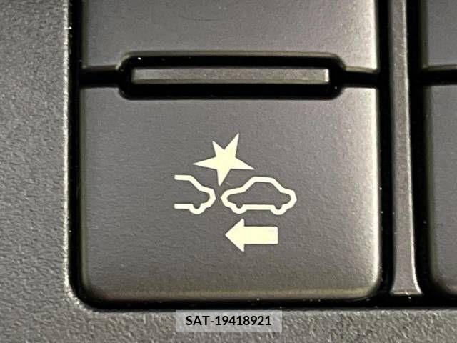 Toyota SIENTA 2017-12 368193-5