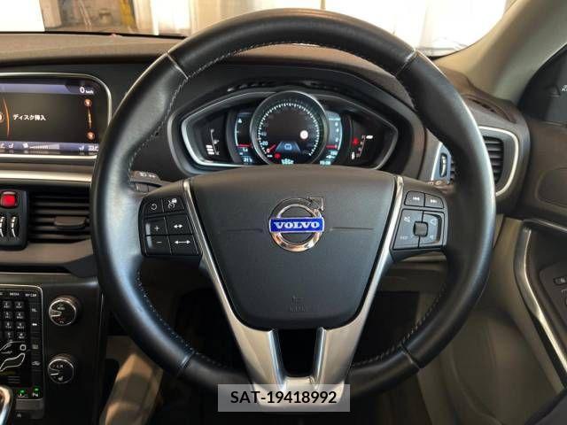 Volvo V40 2013-09 289695-5