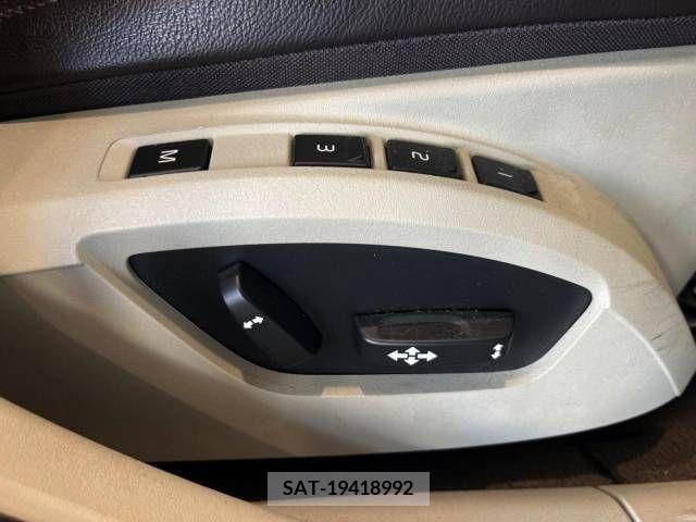 Volvo V40 2013-09 289695-9