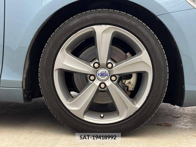 Volvo V40 2013-09 289695-14
