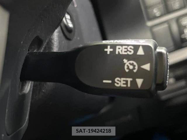 Toyota NOAH 2020-03 213553-6