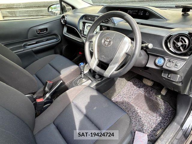 Toyota AQUA 2015-01 314215-13