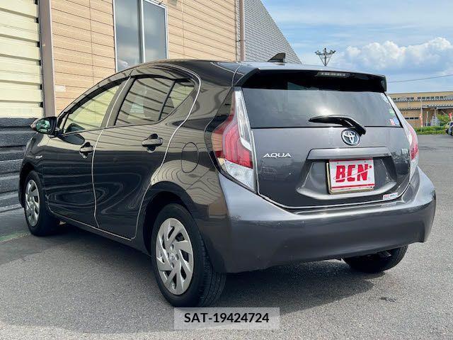 Toyota AQUA 2015-01 314215-8