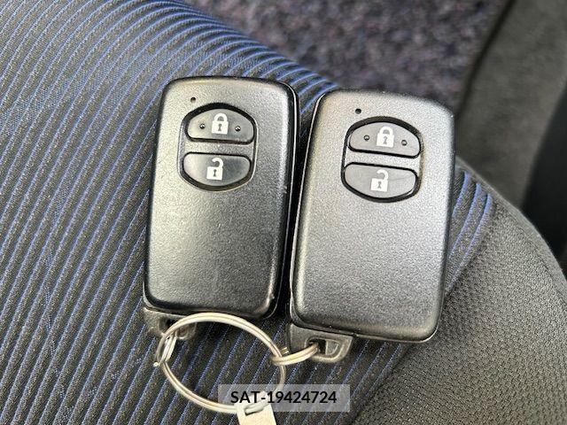 Toyota AQUA 2015-01 314215-5