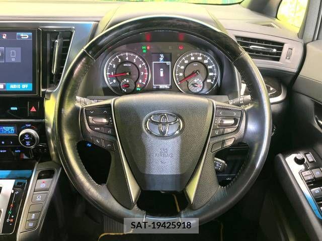 Toyota VELLFIRE 2017-03 226217-12