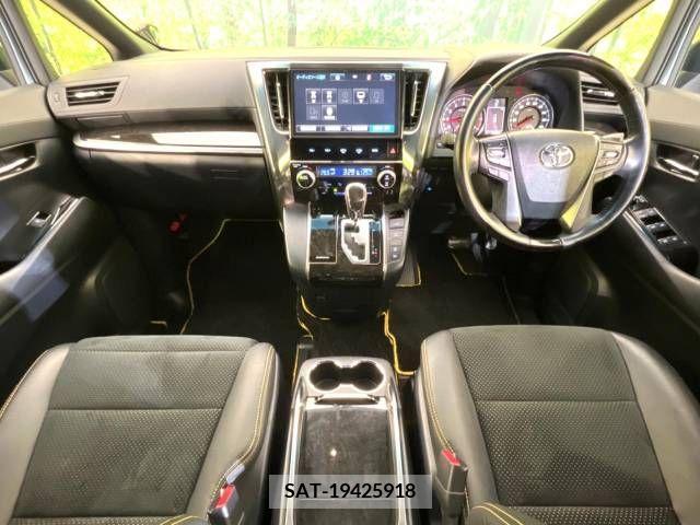 Toyota VELLFIRE 2017-03 226217-1
